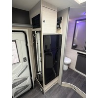 Chausson 640 Titanium Premium 170PK Automaat Hefbed Zonnepaneel Zeer Ruim Foto #16