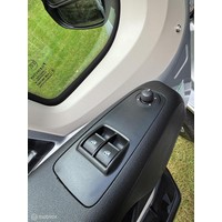 Bürstner Travel Van T 620  Fiat 2.3 130pk Euro 5 | Enkele-bedden | Douche/ wc | Garage | Incl 2 Scooters | 72dkm | TOPSTAAT Foto #31