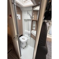 Carthago Malibu 640 LE 9T-Automaat Enkele Bedden 2X Airco Swing Fietsenrek Foto #4
