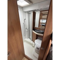 Lmc Liberty Explorer 635G Dwarsbed Hefbed Zonnepaneel Luifel Foto #4