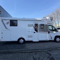 Rapido 686 F Euro6 Queensbed 2X Airco Zonnepaneel Luifel Fietsenrek Foto #8