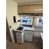 Rapido 686 F Euro6 Queensbed 2X Airco Zonnepaneel Luifel Fietsenrek Foto #14