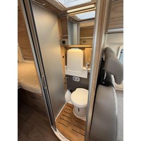Hymer Yellowstone Cross-Over 180PK 9T-Automaat Enkele Bedden Zonnepanelen Foto #25