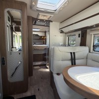 Hymer BML-I 790 MasterLine Lithium Omvormer Zonnepaneel 2X Airco Foto #12