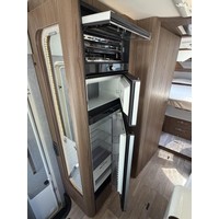 Hymer BML-I 790 MasterLine Lithium Omvormer Zonnepaneel 2X Airco Foto #21