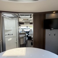 Hymer BML-I 790 MasterLine Lithium Omvormer Zonnepaneel 2X Airco Foto #25
