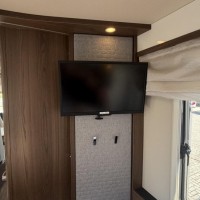 Hymer BML-I 790 MasterLine Lithium Omvormer Zonnepaneel 2X Airco Foto #27