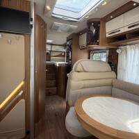 Hymer B 588 Automaat Enkele Bedden Hefbed 2X Airco Omvormer Zonnepaneel Foto #11