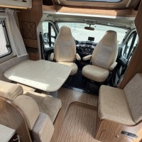 Carado T447 Euro6 Enkele Bedden Luifel Zonnepaneel Bearlock Fietsenrek Foto #13
