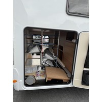 Carado T447 Euro6 Enkele Bedden Luifel Zonnepaneel Bearlock Fietsenrek Foto #28