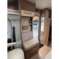 Carado T447 Euro6 Enkele Bedden Luifel Zonnepaneel Bearlock Fietsenrek Foto #30