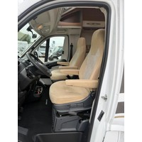 Carado T447 Euro6 Enkele Bedden Luifel Zonnepaneel Bearlock Fietsenrek Foto #32