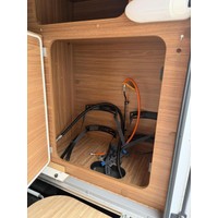 Carado T447 Euro6 Enkele Bedden Luifel Zonnepaneel Bearlock Fietsenrek Foto #39