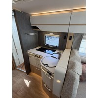 Hymer BML-I 780 MasterLine Bovenkasten Level 2X Airco Lithium Foto #17