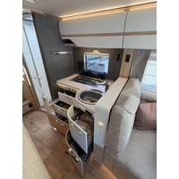 Hymer BML-I 780 MasterLine Bovenkasten Level 2X Airco Lithium Foto #18