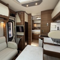 Rapido 686F Ultimate Line Automaat EP Level Lpg Lithium Omvormer Foto #10