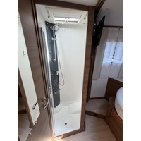 Rapido 686F Ultimate Line Automaat EP Level Lpg Lithium Omvormer Foto #24