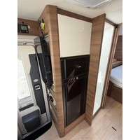 Rapido M96 Queensbed EP Level 2X Airco Delta Omvormer Zonnepaneel Foto #17