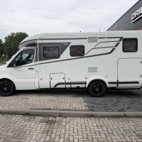Hymer B600 MC WhiteLine Automaat Enkele Bedden Luifel Grote Garage Foto #8