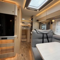 Hymer B600 MC WhiteLine Automaat Enkele Bedden Luifel Grote Garage Foto #10