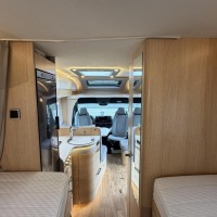 Hymer B600 MC WhiteLine Automaat Enkele Bedden Luifel Grote Garage Foto #24