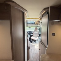Carthago 640 LE Charming GT Automaat Enkele Bedden Zonnepaneel Luchtvering Foto #23
