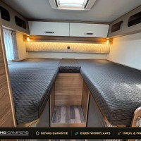 Weinsberg 700MEG CaraCore 9T-Automaat Enkele Bedden Hefbed Luifel Fietsenrek Foto #2
