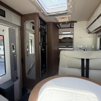 Hymer BML-I 790 MasterLine Lithium Omvormer Zonnepaneel 2X Airco Foto #13