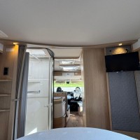 Hymer BML-I 790 Masterline Queensbed Hefbed EP Level Alde Oven Trekhaak Luifel Foto #17