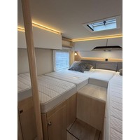 Hymer B600 MC WhiteLine Automaat Enkele Bedden Luifel Grote Garage Foto #21