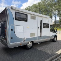 Hobby T 600 GFS Dwarsbed Zonnepaneel Unieke Staat 24501KM!!! Foto #23