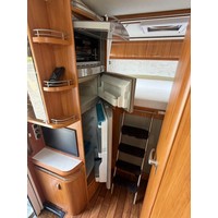 Hobby T 600 GFS Dwarsbed Zonnepaneel Unieke Staat 24501KM!!! Foto #33