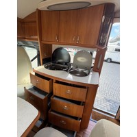 Hobby T 600 GFS Dwarsbed Zonnepaneel Unieke Staat 24501KM!!! Foto #34