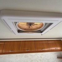 Hobby T 600 GFS Dwarsbed Zonnepaneel Unieke Staat 24501KM!!! Foto #13