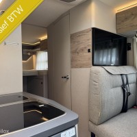 Hymer Exsis i 580 | Levelsysteem | Automaat | 1e eigenaar Foto #10
