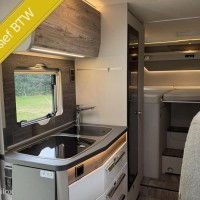 Hymer Exsis i 580 | Levelsysteem | Automaat | 1e eigenaar Foto #11