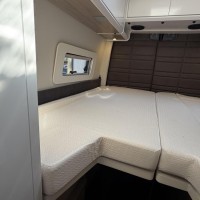 Kabe Travel Master Van 690LB V6 190PK Enkele Bedden Zonnepaneel Trekhaak Foto #3