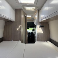 Kabe Travel Master Van 690LB V6 190PK Enkele Bedden Zonnepaneel Trekhaak Foto #5