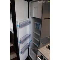 Hymer BMC-T 600 170pk Automaat | Lithium | Dieselverwarming | Lengtebedden | Uitrustingslijn Premium | Omvormer | SLC Chassis | Stoelverwarming | Luifel | LED TV | ABUS Extra sloten | Gas aansluiting buiten | Foto #17