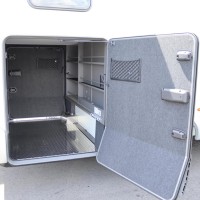 Hymer BMC-T 600 170pk Automaat | Lithium | Dieselverwarming | Lengtebedden | Uitrustingslijn Premium | Omvormer | SLC Chassis | Stoelverwarming | Luifel | LED TV | ABUS Extra sloten | Gas aansluiting buiten | Foto #36