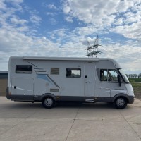 Hymer B614 uit 2005 Foto #4