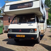 Dethleffs campers Mitsubishi L300 uit 1990 Foto #2