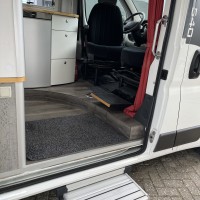 Peugeot campers BOXER 333 L2H2 2.2HDI 120 uit 2007 Foto #10