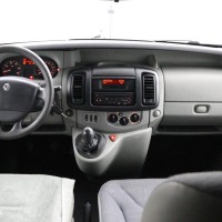 Renault Trafic Buscamper 2.0 DCi 115 Pk | 2 Zits/Slaapbank | Breedbed 130 x 190 | Camper kenteken | Two Town kleur | Trekhaak | Nette staat Foto #33