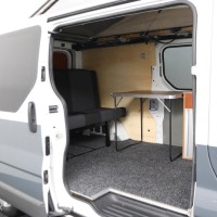 Renault Trafic Buscamper 2.0 DCi 115 Pk | 2 Zits/Slaapbank | Breedbed 130 x 190 | Camper kenteken | Two Town kleur | Trekhaak | Nette staat Foto #11