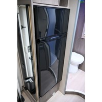 Challenger Graphite 260 Diesel Kachel automaat Airco Hefbed Foto #16