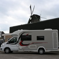 Challenger Graphite 260 Diesel Kachel automaat Airco Hefbed Foto #51
