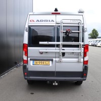 Adria TWIN 600 SPT Multijet 150pk | Omvormer | Luifel | Trekhaak | Bearlock | Fietsendrager | Dwarsbed | LED TV | Parkeersensoren achter | Foto #29