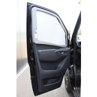 Hymer BMC-T 580 Blackline 170pk Automaat | Lengtebedden | Lithium | Maxxfan | SLC Chassis | Stoelverwarming | Luifel | Lederen bekleding | Buitendouche | SOG toiletventilatie | LED Koplampen | Blackline editie | Stuurverwarming | Foto #33
