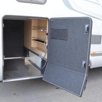 Hymer BMC-T 580 Blackline 170pk Automaat | Lengtebedden | Lithium | Maxxfan | SLC Chassis | Stoelverwarming | Luifel | Lederen bekleding | Buitendouche | SOG toiletventilatie | LED Koplampen | Blackline editie | Stuurverwarming | Foto #35